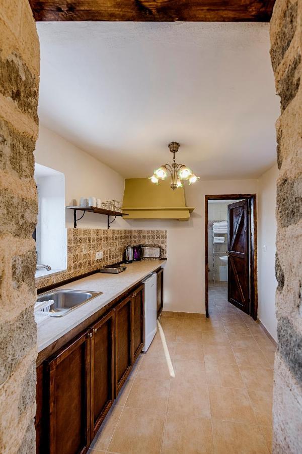 Kristina'S Apartments Rhodes City Dış mekan fotoğraf