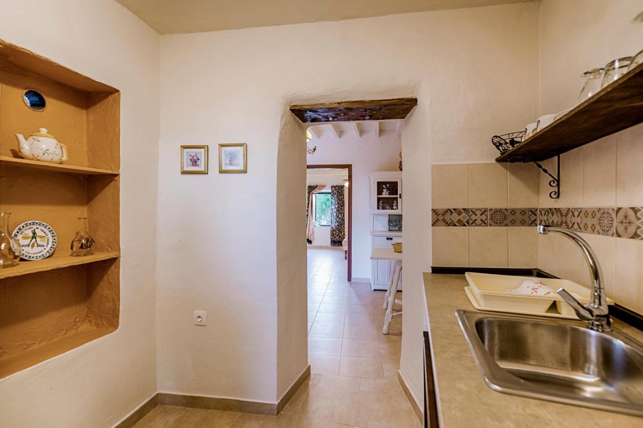Kristina'S Apartments Rhodes City Dış mekan fotoğraf